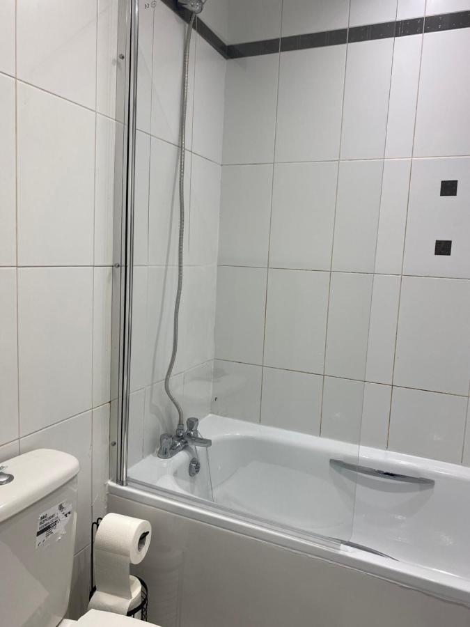 Central Leeds Townhouse With Private Roof Garden Sleeps 4 Eksteriør bilde