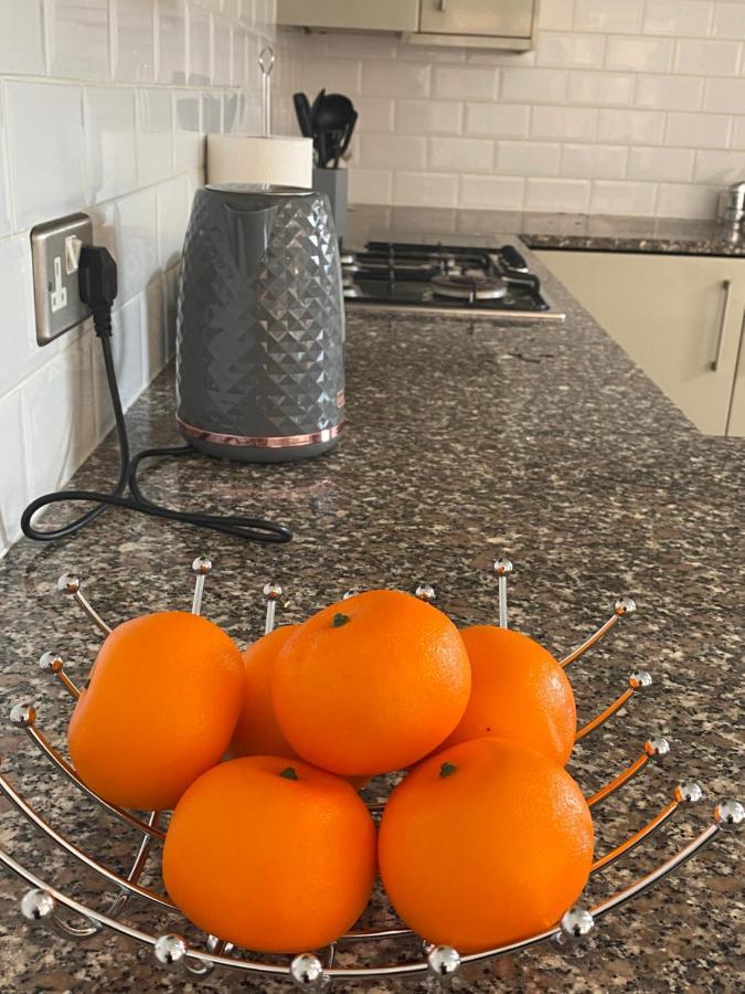 Central Leeds Townhouse With Private Roof Garden Sleeps 4 Eksteriør bilde
