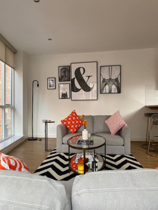 Central Leeds Townhouse With Private Roof Garden Sleeps 4 Eksteriør bilde